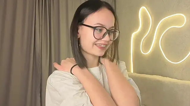 BeatrisRosel online show from February 19, 6:29 pm