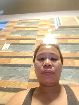 Snapshot of squirtshantal chatting on October 4, 4:51 am squirtshantal online show from October 4, 4:51 am