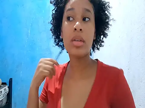 MadelynStamant online show from March 23, 12:11 pm