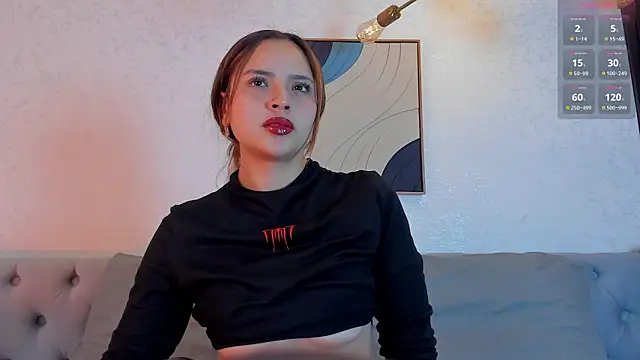 MAGIC EMMA  online show from April 6, 11:50 pm