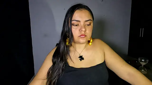 AzaraOnyx online show from May 19, 6:48 pm