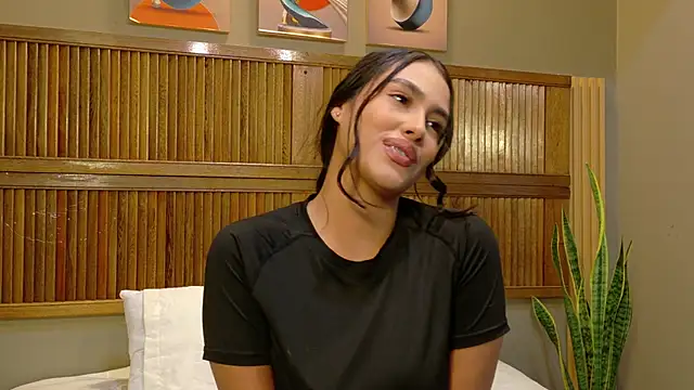 kaiawhite online show from March 6, 9:32 pm