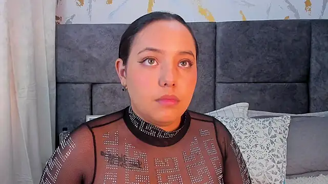 melanie velle online show from February 21, 6:36 am