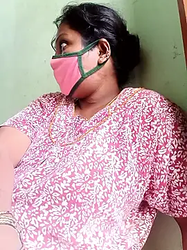 tamilkaviya431 online show from May 11, 1:18 am