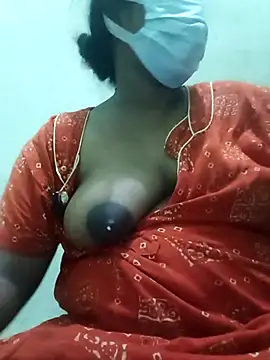 tamilkaviya431 online show from May 7, 7:06 pm