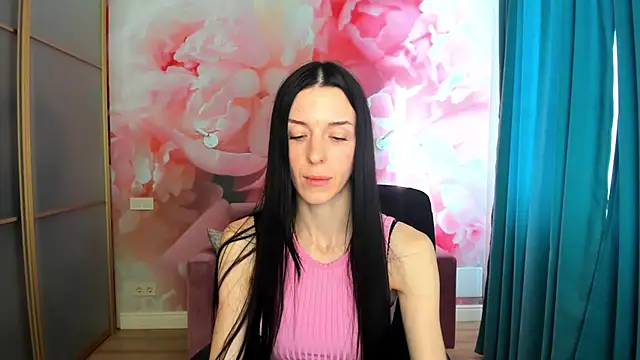 NoirDiva online show from April 14, 6:35 am