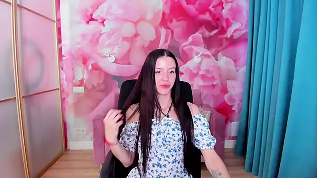 NoirDiva online show from June 3, 5:52 am