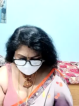 Kannadasexywifes online show from May 10, 10:45 pm