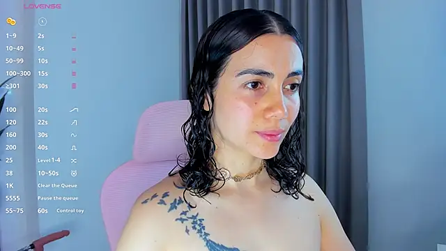 sara ospina22 online show from May 5, 11:46 am