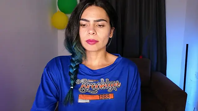 sexxylady11  online show from March 10, 11:53 pm