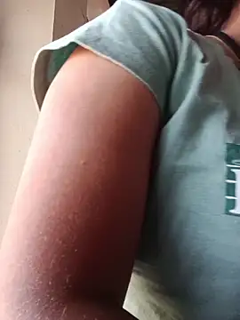 taniya0 online show from April 10, 8:09 am