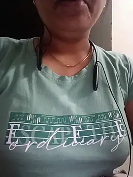 taniya0 online show from April 1, 5:32 pm