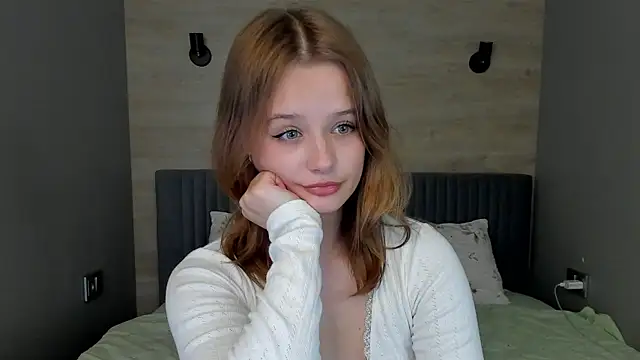 Mary Phoenix online show from June 13, 9:01 pm