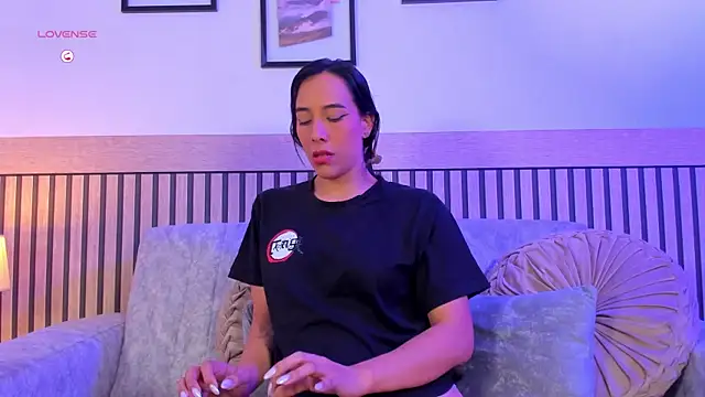 saori katsumi  online show from February 20, 11:12 am