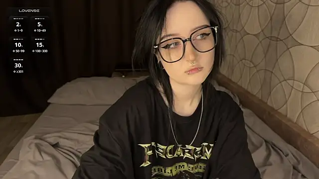 SinSpirits online show from March 30, 5:34 pm