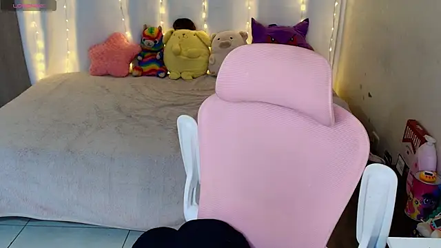 maliciaXpoison online show from June 5, 5:22 am