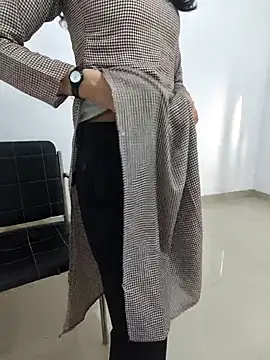 tanzum khan3202 online show from March 14, 12:28 pm