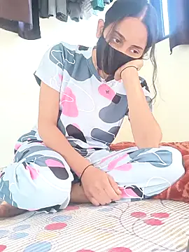 queen roni online show from February 16, 10:59 am