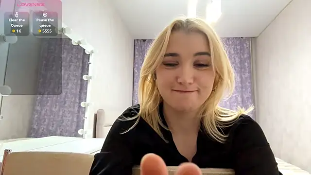 MerryVideo online show from April 16, 12:00 am