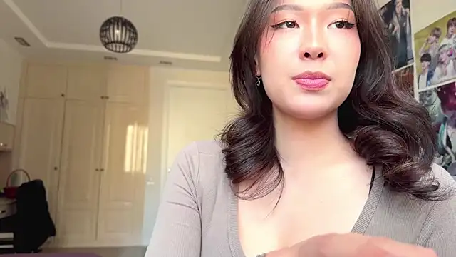 HannaOreo online show from April 21, 8:21 am