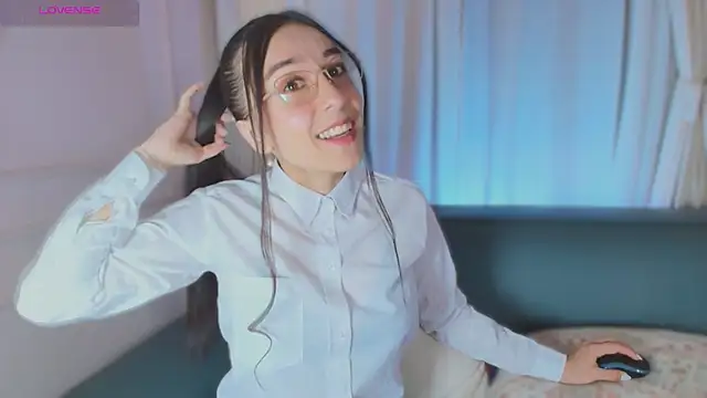 Dorothy valerisse online show from April 10, 10:43 am