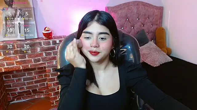 mila quin online show from March 30, 8:08 pm