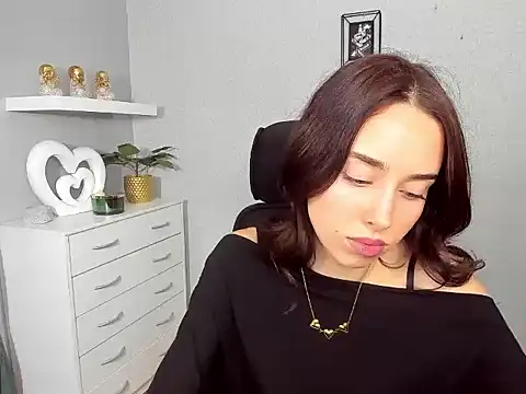 AdeleSolo online show from February 20, 6:26 am