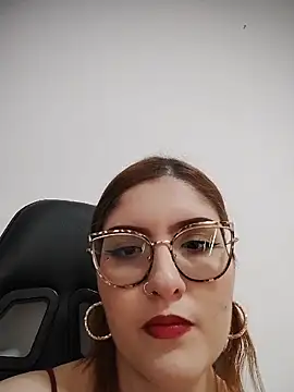 roouse moon online show from March 25, 9:17 pm