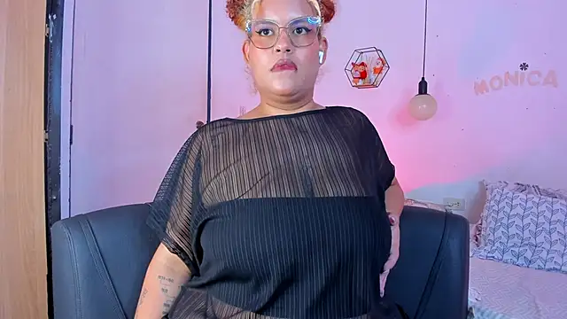 moni bbw online show from April 17, 10:23 pm