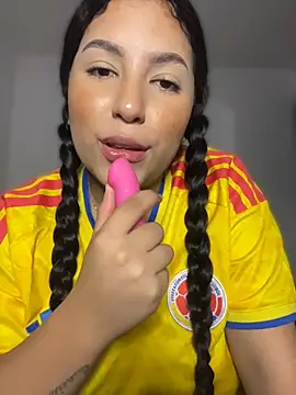 FerLondon55 online show from June 19, 6:50 am