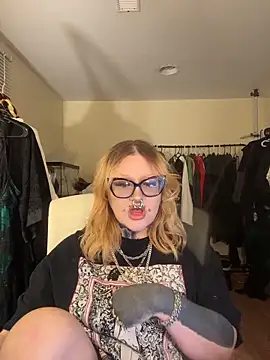 grindhouseho online show from March 12, 4:37 am