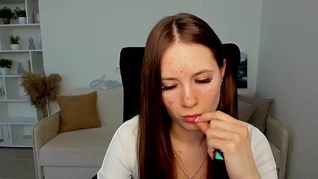 TildaYee online show from February 20, 1:12 pm