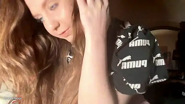 itscoraamour online show from April 5, 1:48 am