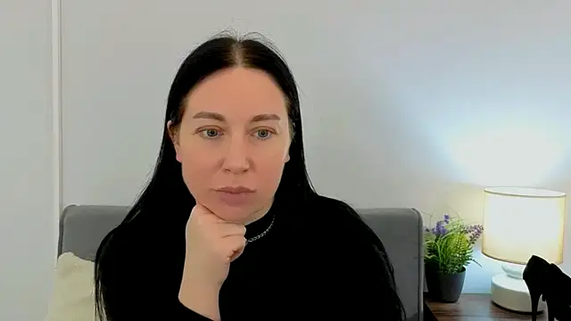 MiaFair online show from March 26, 4:42 pm