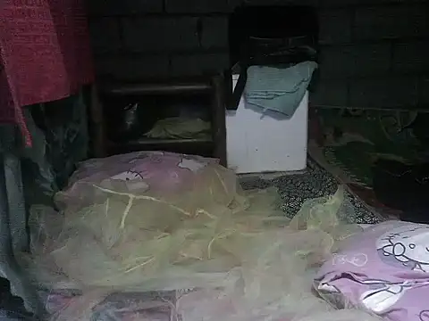 lovelypinay00 online show from March 22, 12:33 pm