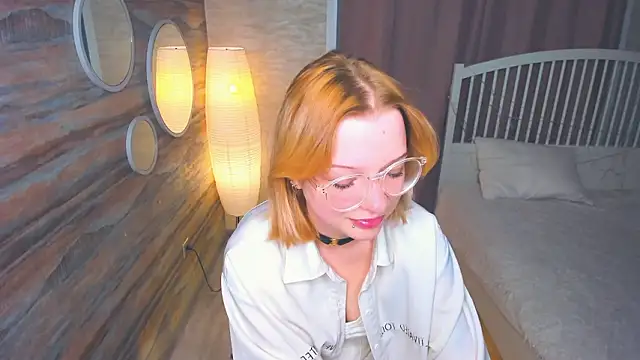 PortiaJefford online show from March 1, 8:03 am