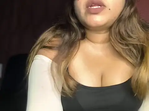 tishacute online show from March 2, 7:20 pm