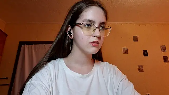 Katelemon online show from March 1, 1:11 pm