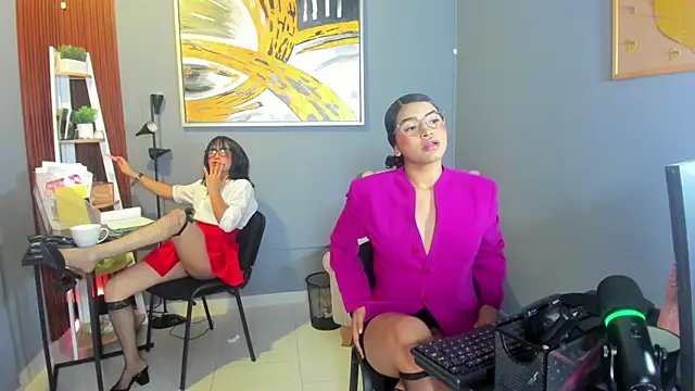 cailing  online show from April 1, 1:41 pm