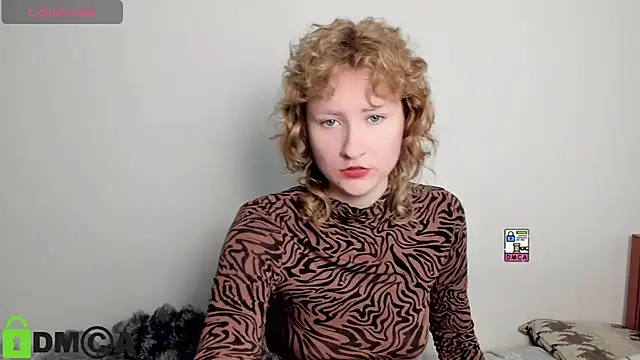 AnnStasia online show from April 13, 3:24 pm