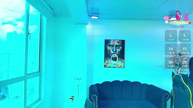 Chloe meoww online show from March 31, 7:36 pm