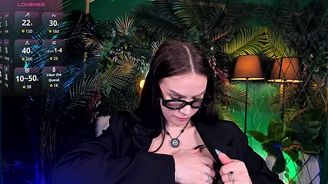 SatiraLux online show from April 15, 5:46 pm