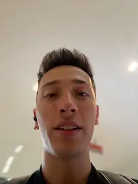 Thiago Jones1 online show from March 12, 8:44 pm