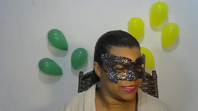 negraiza online show from June 21, 9:19 pm