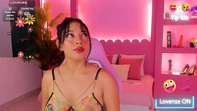 Holy Lux online show from March 21, 1:05 pm