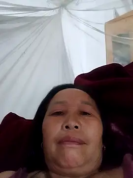 heesuu11 online show from March 4, 9:54 pm