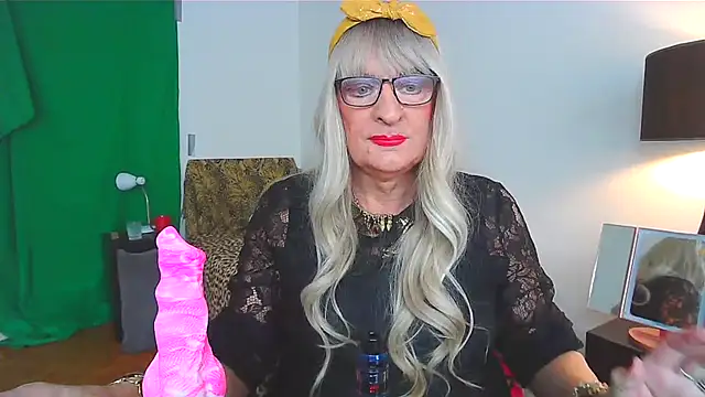 sophyTV online show from March 12, 1:47 pm