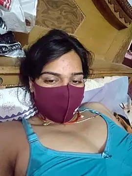 Poonam bhoji online show from April 3, 9:02 pm