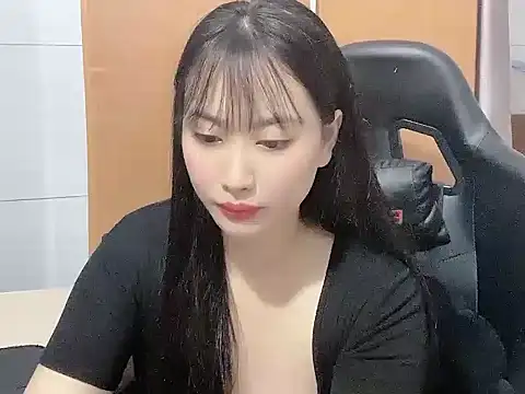 Sunny2868 online show from March 16, 2:47 am