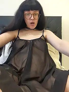 Mommynatrix online show from April 20, 6:11 pm